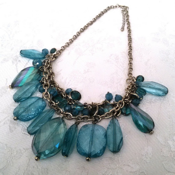 Teal Green Acrylic Drop Cluster Necklace - Picture 5 of 5